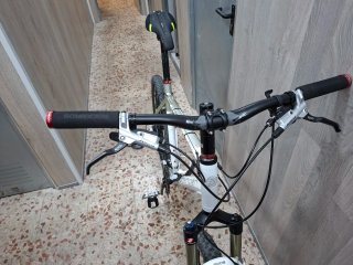 Bicicleta Rockrider 8.2 Blanca