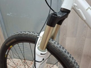 Bicicleta Rockrider 8.2 Blanca