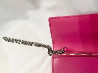 Pochette Hugo Boss Rosa con Dettagli Argento