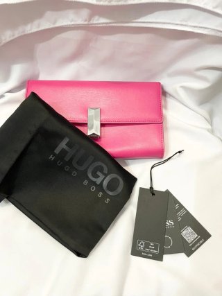 Pochette Hugo Boss Rosa con Dettagli Argento