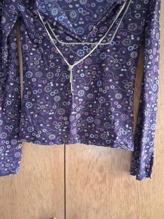 Camiseta Bershka de manga larga estampado floral