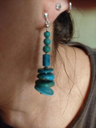 Pendientes de plata con turquesa pedrería azul