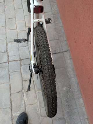 Bicicleta GT Avalanche 3.0