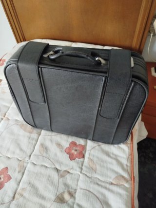 CASTELLÓN.Maleta vintage Valista gris
