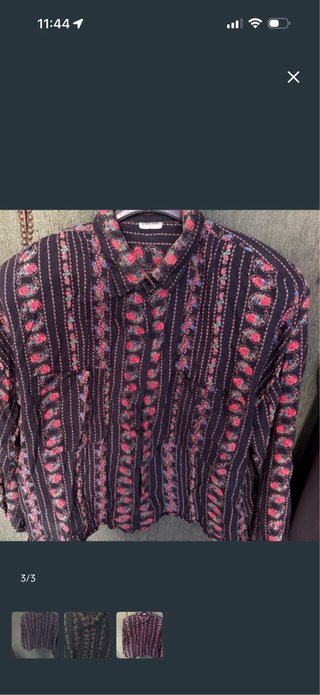 1 Blusa roja  1 blusa negra