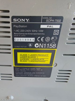 PlayStation 1 + Controller + Cavi + 2 Memory Card