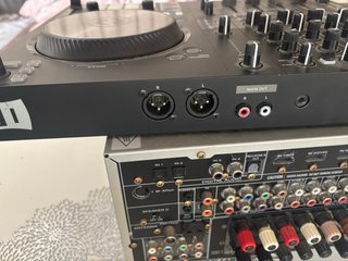 Controladora Digital Traktor S3 Native Instruments