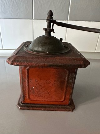Molinillo de café Elma antiguo