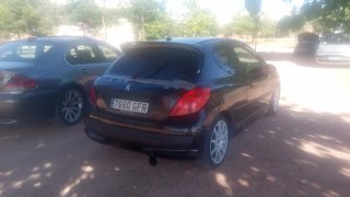 Peugeot 207 2010