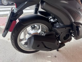Piaggio Liberty 125 Scooter Automática  Etiqueta C