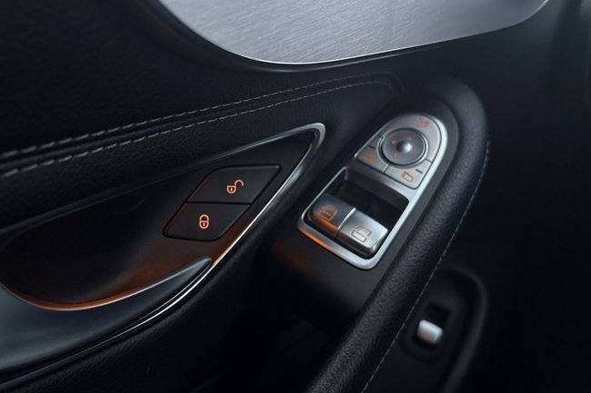 Mercedes-Benz Clase C 2018, foto 20