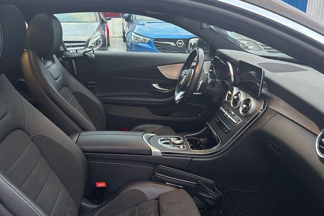 Mercedes-Benz Clase C 2018, foto 21