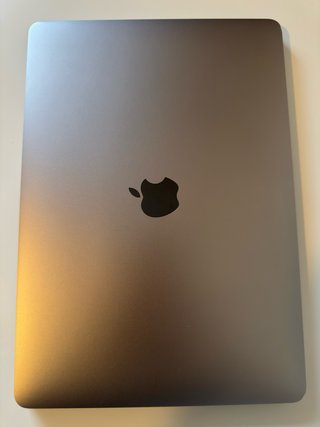MacBook Pro 13” 2019 Gris Espacial