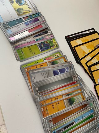 Lote Cartas Pokémon aproximadamente 100
