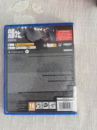 EA Sports UFC 5 PS5 e FIFA 23