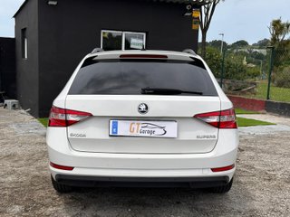 SKODA SUPERB 2019