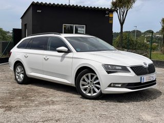 SKODA SUPERB 2019