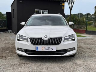 SKODA SUPERB 2019