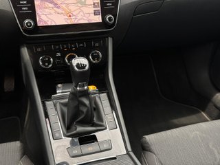 SKODA SUPERB 2019