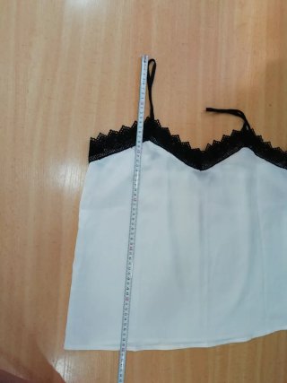Camiseta lencera raso crema encaje negro talla L