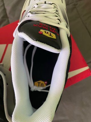 Nike TN Air Max 3 Blancas Negras Rojas