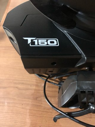 Volante Thrustmaster T150 PS4