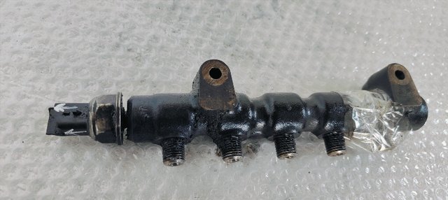 RAMPA INYECTORA CITROEN C4 BERLINA Cool 965459268
