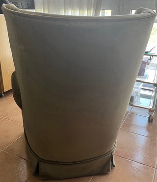 Butaca orejera de terciopelo verde