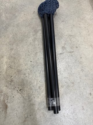 Patas metálicas negras para mesa