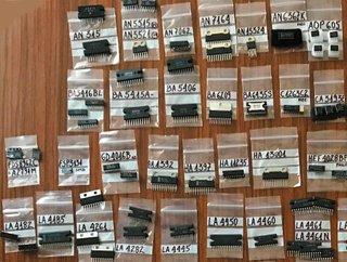 Lote de Circuitos Integrados Series de la A a la Z