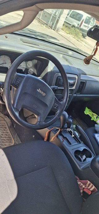 Jeep Cherokee 2003