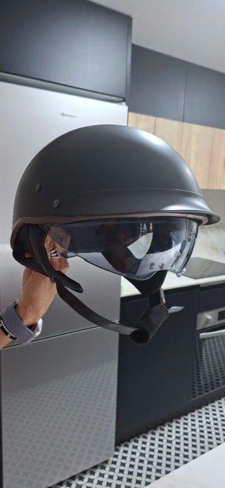 Casco Moto Semi Homologado.Usado solo una vez