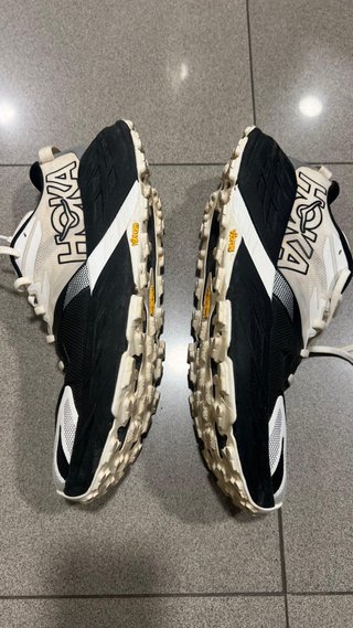 Hoka Speedgoat 7 - Talla errónea