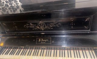 Piano antiguo A. Mayer