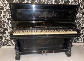 Piano antiguo A. Mayer