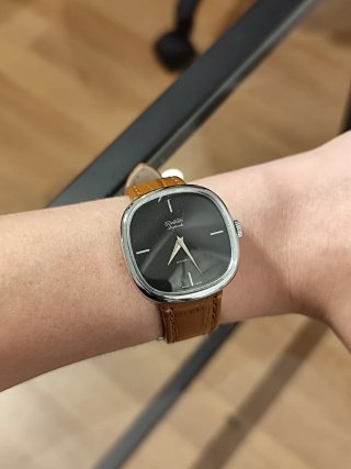 Reloj Duward Diplomatic Mecánico