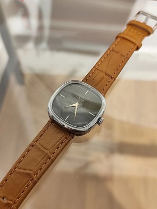Reloj Duward Diplomatic Mecánico