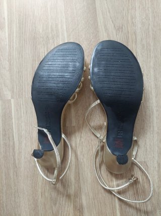 Sandalias doradas Talla 37