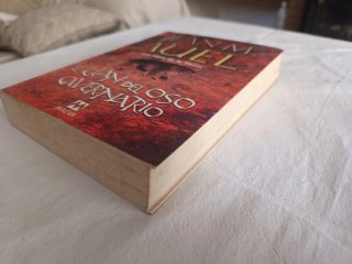 Los hijos de la tierra. Jean M. Auel