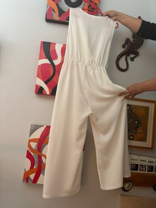 Mono blanco roto talla M con cinturón