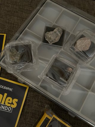 Collezione Minerali National Geographic + Archivio