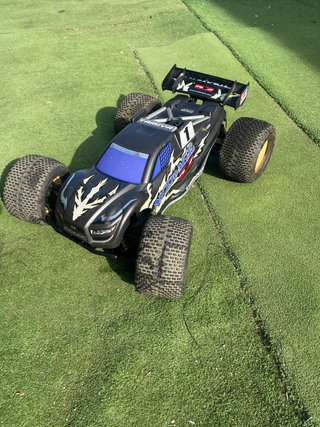 Tamiya Nitrage 5.2 1/8 RCカー Tamiya Nitrage 5.2 1/8 Nitro RC de segunda mano por 120 EUR en