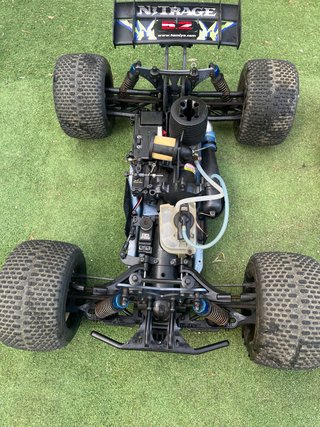 Tamiya Nitrage 5.2 1/8 RCカー Tamiya Nitrage 5.2 1/8 Nitro RC de segunda mano por 120 EUR en