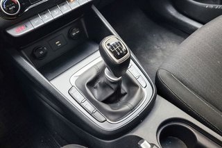Hyundai Kona   1.0 TGDI Tecno 30 Years 4X2