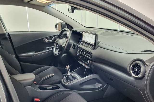 Hyundai Kona   1.0 TGDI Tecno 30 Years 4X2