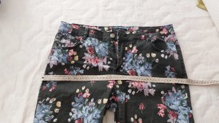 Bermuda donna Miss Good fantasia floreale tg 50