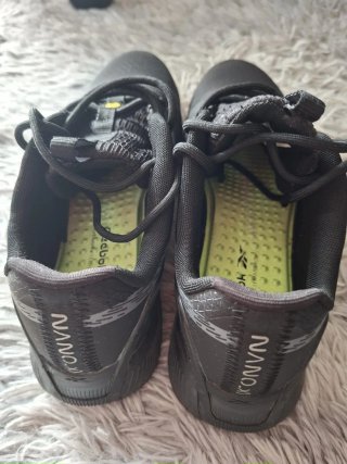 Zapatillas Reebok Negras y Grises
