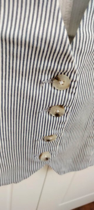 Chaleco a rayas Talla S con etiqueta