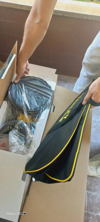 Lijadora Jirafa Stanley Fatmax 750W LED