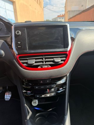 Peugeot 208 GTI 2013